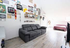 listing listing