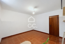 2-Bed Apartment with Terrace in Caldas 2-Bed Apartment with Terrace in Caldas