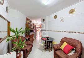 2-Bed Apartment with Terrace in Caldas 2-Bed Apartment with Terrace in Caldas