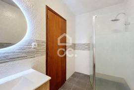 2-Bed Apartment with Terrace in Caldas 2-Bed Apartment with Terrace in Caldas