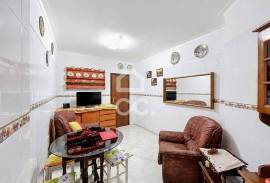 2-Bed Apartment with Terrace in Caldas 2-Bed Apartment with Terrace in Caldas
