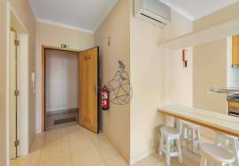 Annual Rental apartment with 1 Bedroom and Pool Alto do Quintão - Portimão