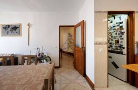 2-bedroom apartment for sale in the center of Portimão