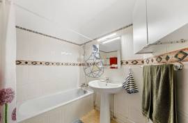 2-bedroom apartment for sale in the center of Portimão