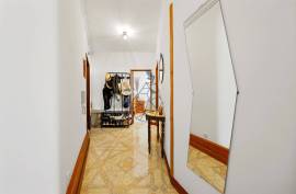 2-bedroom apartment for sale in the center of Portimão
