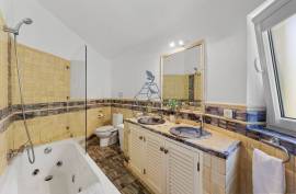 3 Bedroom Villa with Pool and Garden + Urbanization Annex Serra e Mar - Portimão