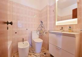 2 bedroom penthouse for rent with terrace in Portimão