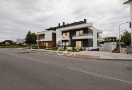 Semi-new 3 bedroom apartment with balconies and garage in Condeixa-a-Nova Semi-new 3 bedroom apartment with balconies and garage in Condeixa-a-Nova