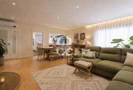 Semi-new 3 bedroom apartment with balconies and garage in Condeixa-a-Nova Semi-new 3 bedroom apartment with balconies and garage in Condeixa-a-Nova