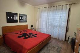 REFURBISHED 2 BEDROOM APARTMENT - EXCELLENT LOCATION REFURBISHED 2 BEDROOM APARTMENT - EXCELLENT LOCATION