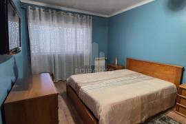 REFURBISHED 2 BEDROOM APARTMENT - EXCELLENT LOCATION REFURBISHED 2 BEDROOM APARTMENT - EXCELLENT LOCATION
