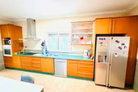 listing listing