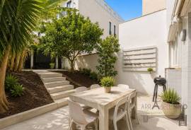 T1+1 with large private garden in Praça da Alegria, Lisbon