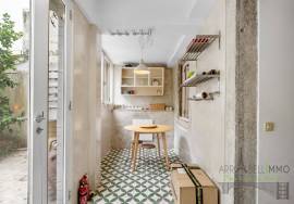 T1+1 with large private garden in Praça da Alegria, Lisbon