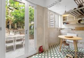 T1+1 with large private garden in Praça da Alegria, Lisbon