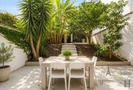 T1+1 with large private garden in Praça da Alegria, Lisbon