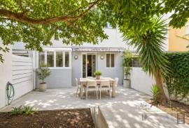 T1+1 with large private garden in Praça da Alegria, Lisbon