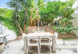 T1+1 with large private garden in Praça da Alegria, Lisbon