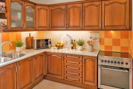 2 bedroom apartment with lift