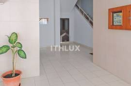 2 bedroom apartment with lift