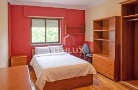 2 bedroom apartment with lift