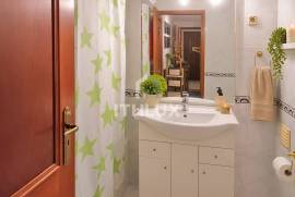 2 bedroom apartment with lift