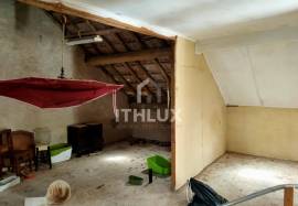House in Atouguia da Baleia, Peniche with 2 bedrooms and renovation potential House in Atouguia da Baleia, Peniche with 2 bedrooms and renovation potential