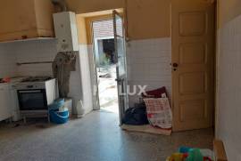 House in Atouguia da Baleia, Peniche with 2 bedrooms and renovation potential House in Atouguia da Baleia, Peniche with 2 bedrooms and renovation potential