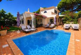 Elegant 3 bed villa