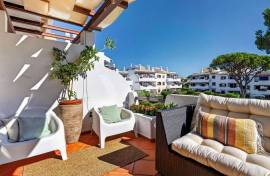 3 Bedroom Apartment with Terrace and Pool in Vilamoura
