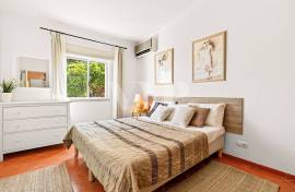 3 Bedroom Apartment with Terrace and Pool in Vilamoura