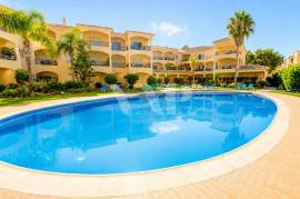 2 Bedroom Apartment with Pool for Annual Rental, Sector 5 - Vilamoura 2 Bedroom Apartment with Pool for Annual Rental, Sector 5 - Vilamoura