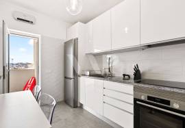 2 bedroom apartment with sea view 250m from Quarteira Beach 2 bedroom apartment with sea view 250m from Quarteira Beach