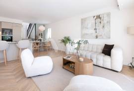 Renovated 3 Bedroom Villa with Pool, Rooftop and Private Garden in Vale do Garrão – Quinta do Lago