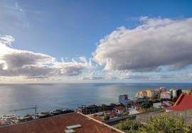 Brand-New 3-Bedroom Villa with 3 Bathrooms in Casa Branca, Funchal Brand-New 3-Bedroom Villa with 3 Bathrooms in Casa Branca, Funchal