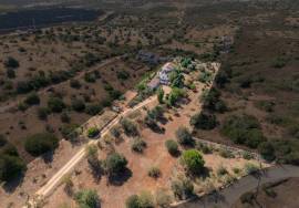 Country Property with Smallholding Potential Near Lagos Country Property with Smallholding Potential Near Lagos