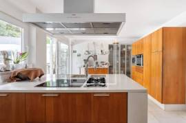 Villa with swimming pool and panoramic views, Restelo, Lisbon
