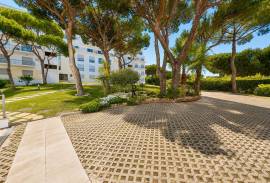 3-Bedroom Long-Term Rental Near Falésia Beach | Algarve