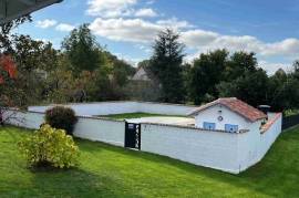 Montague Court B&B & Gites For Sale In Riberac Dordogne France