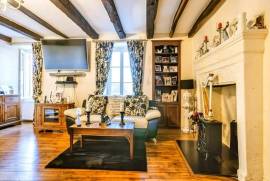Montague Court B&B & Gites For Sale In Riberac Dordogne France