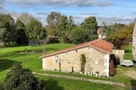 Montague Court B&B & Gites For Sale In Riberac Dordogne France