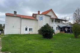 Montague Court B&B & Gites For Sale In Riberac Dordogne France