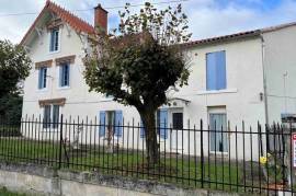 Montague Court B&B & Gites For Sale In Riberac Dordogne France
