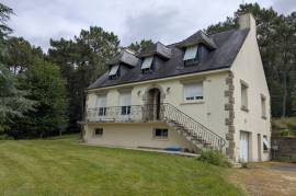 Houses for sale - 7 rooms - 147 m2 - CARO - (56140)
