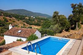 Beautiful Rustic Old Farmhouse for sale near Marvao, Portugal. Beautiful Rustic Old Farmhouse for sale near Marvao, Portugal.