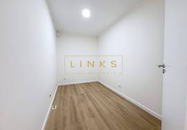 Floor of 1+1 Bedroom House Fully Recovered Floor of 1+1 Bedroom House Fully Recovered