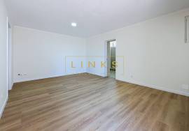 Floor of 1+1 Bedroom House Fully Recovered Floor of 1+1 Bedroom House Fully Recovered