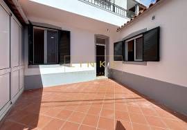 Floor of 1+1 Bedroom House Fully Recovered Floor of 1+1 Bedroom House Fully Recovered