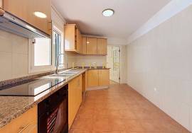 Floor of 1+1 Bedroom House Fully Recovered Floor of 1+1 Bedroom House Fully Recovered