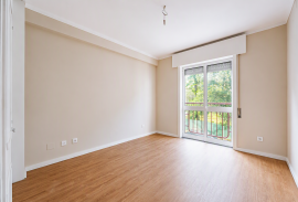 Renovated 3 Bedroom Apartment - Parque da Prelada Renovated 3 Bedroom Apartment - Parque da Prelada